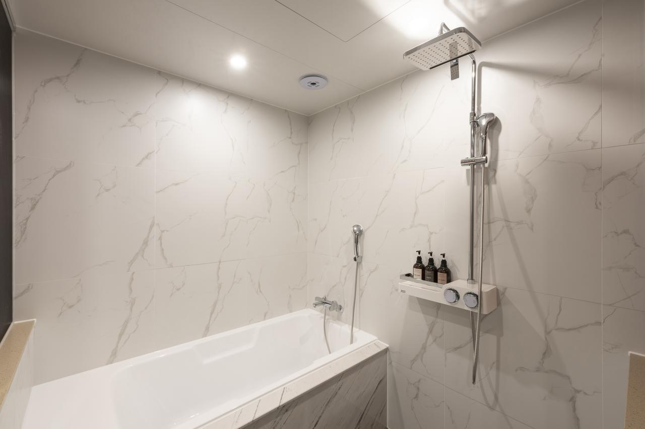 Brown-Dot Hotel Gupo Пусан Екстериор снимка