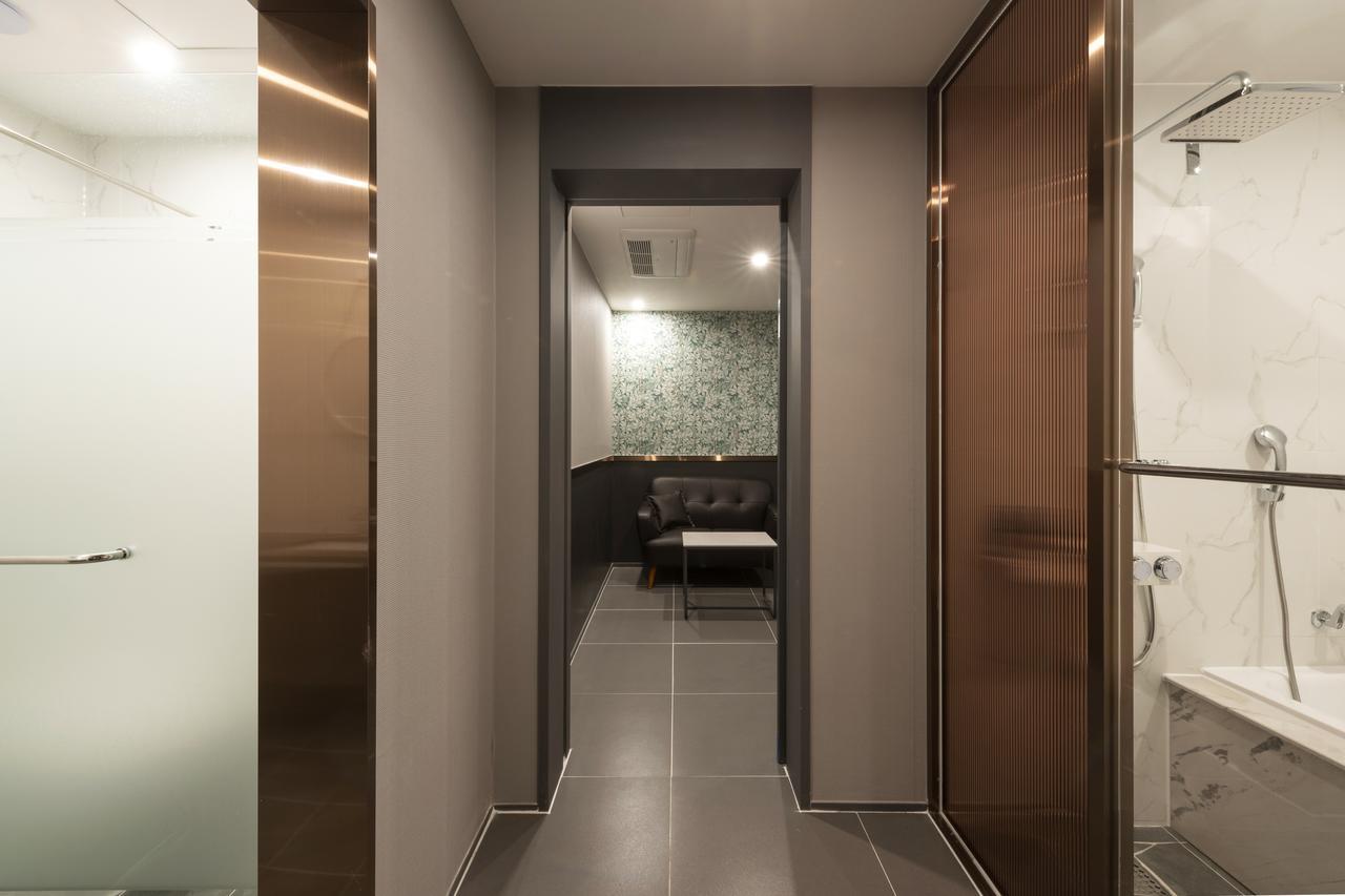 Brown-Dot Hotel Gupo Пусан Екстериор снимка