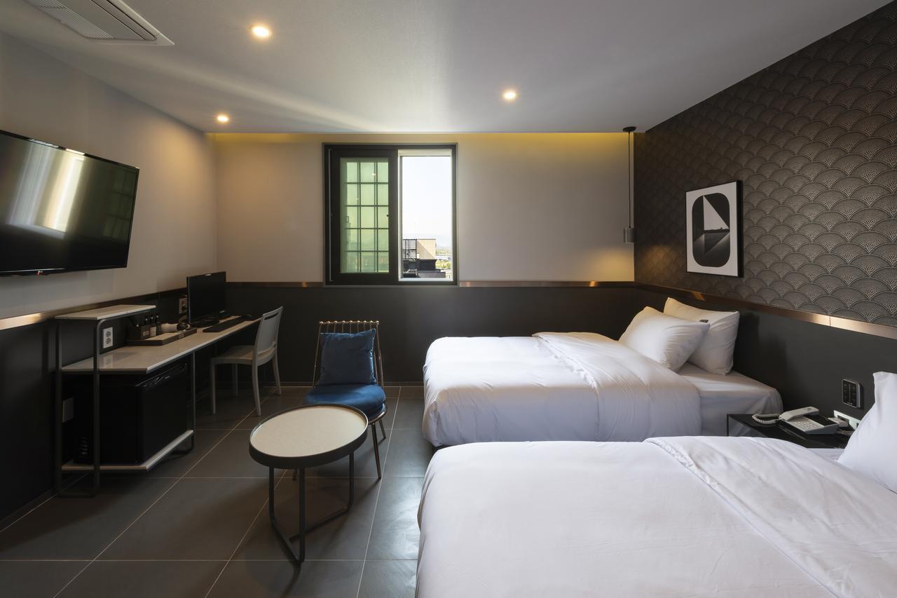 Brown-Dot Hotel Gupo Пусан Екстериор снимка