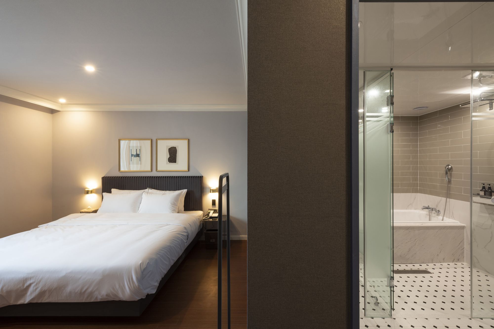 Brown-Dot Hotel Gupo Пусан Екстериор снимка